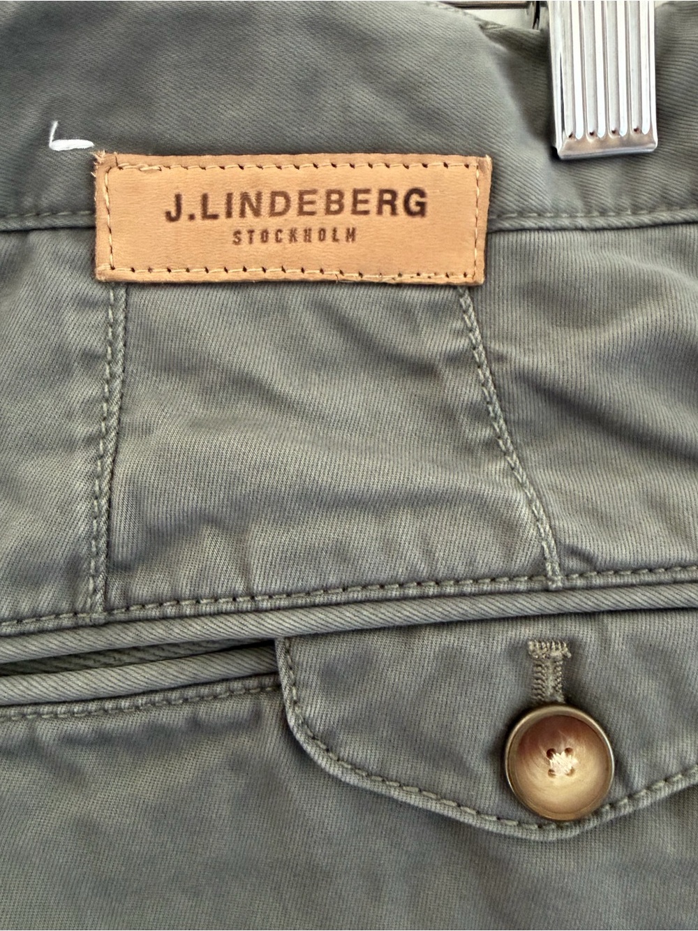 J Lindberg Khaki green straight leg Brushed Twill Cotton Chino Pants, 31x32 - Picture 7 of 10